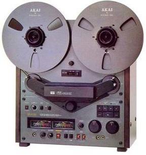 AKAI GX-646